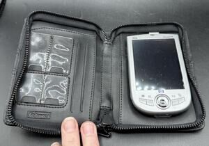 HP iPAQ Pocket PC PDA Touchscreen 240x320 Intel XScale X09-50650 In Case -C32